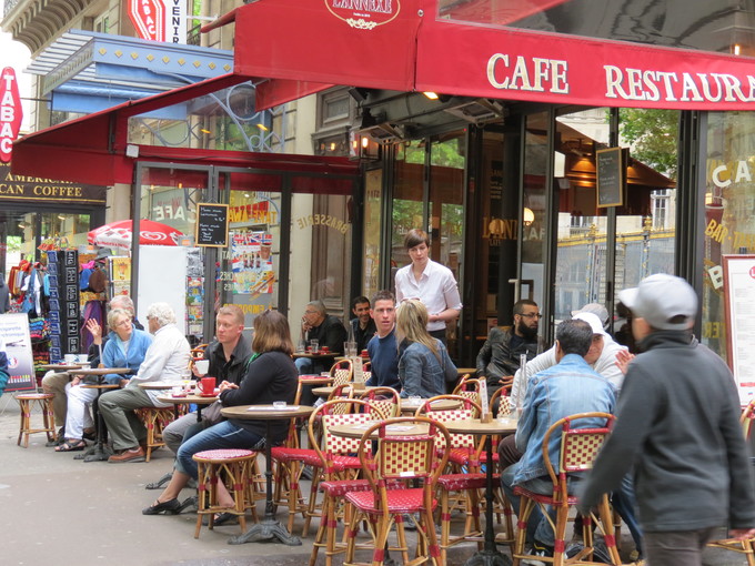 Paris từ góc nhìn của những quán cà phê